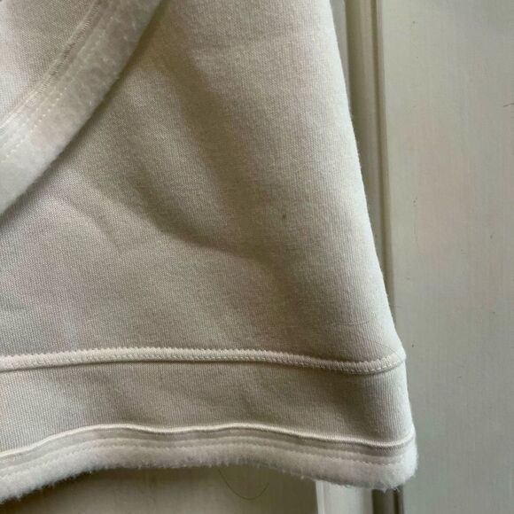 Multiples Women’s White Sweatshirt Front Pocket Buttons 8 - Picture 5 of 12